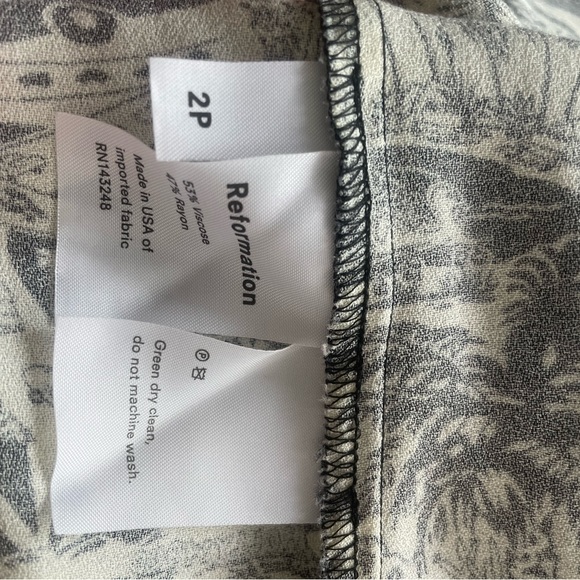 Reformation Gavin Dress in LA Print - Picture 10 of 11